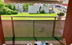 Delux Apartment La Arena With Private Garage